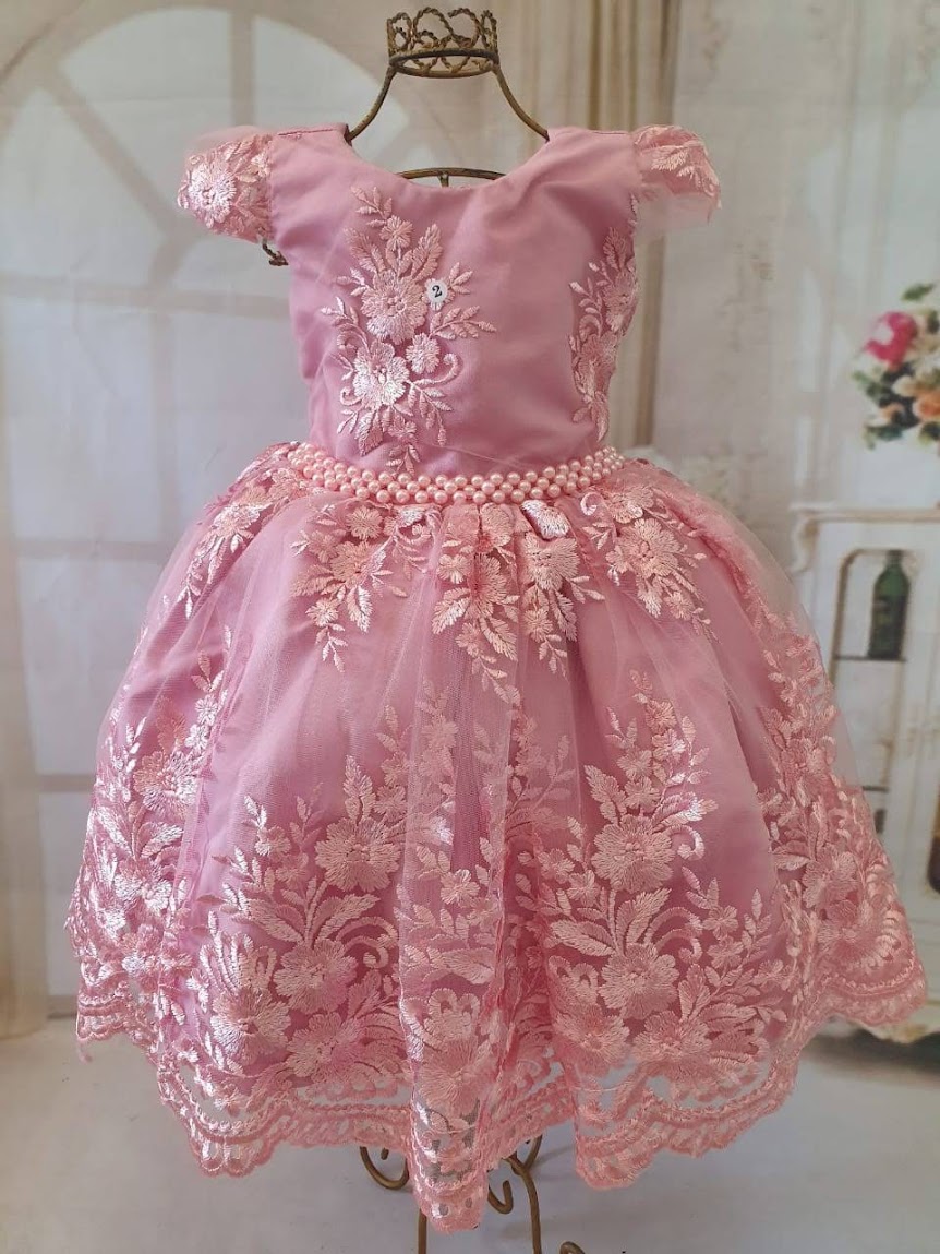 Vestido Rosa com Renda Rosa
